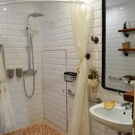 San Miguel De Txorierri Country house *